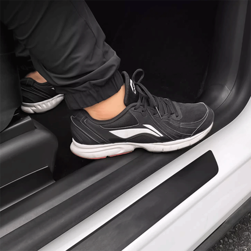 Instaplijsten 4-delig — Tesla Model Y — afbeelding 1