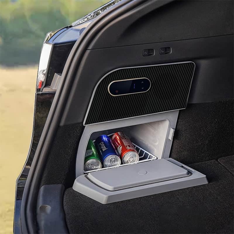 Campingmatras — Tesla Model Y