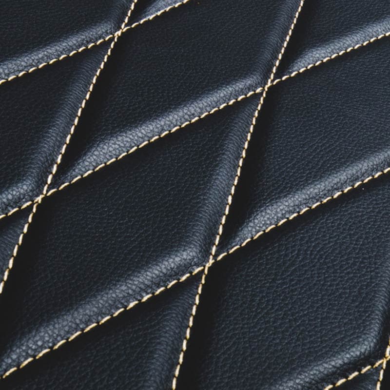 Tapis de coffre en cuir — Tesla Model Y