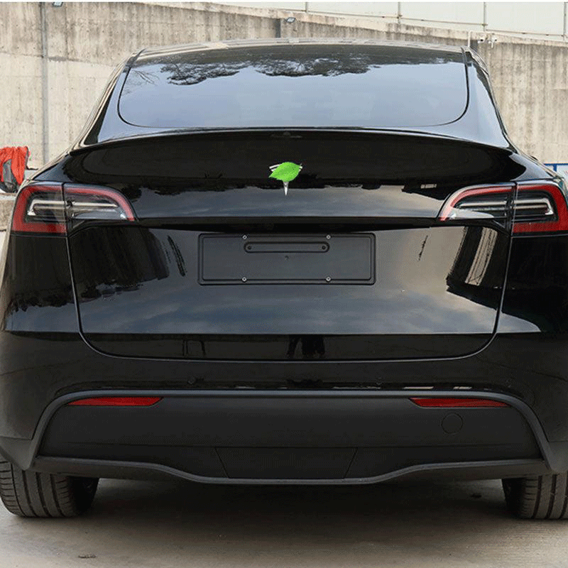 Spoiler — Tesla Model Y
