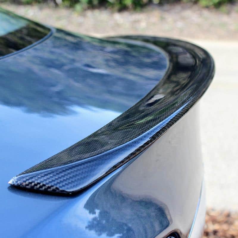 Spoiler — Tesla Model S